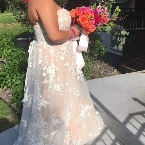 Wtoo Dresses & Skirts - Dinah Wtoo Wedding Dress Ivory/Cream